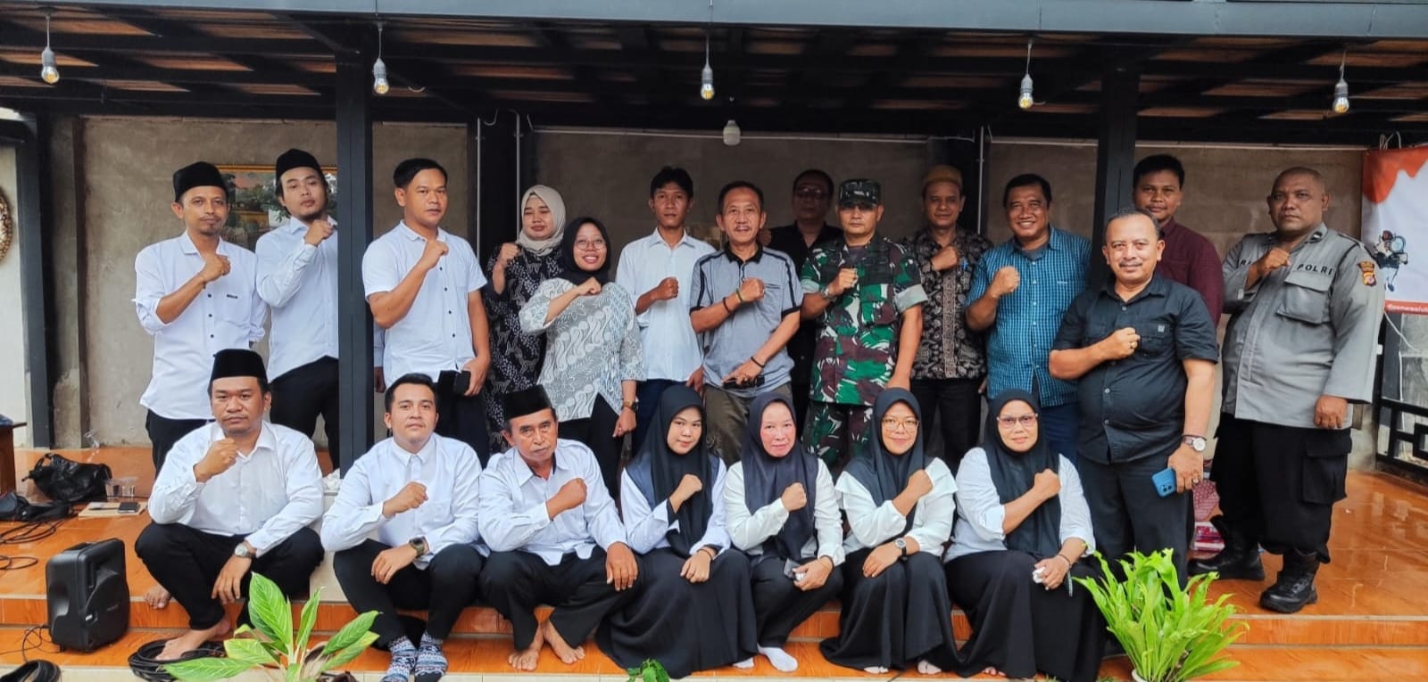 Panwaslu Tirtamulya lantik 10 PKD