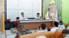 Engkus Kusnadi dan Ade Permana Ketua dan Anggota Bawaslu Kabupaten Karawang saat mengisi acara pembentukan Kampung Pengawasan Partisipatif di Desa Rangdumulya Kecamatan Pedes, Karawang Rabu (15/07/2026).